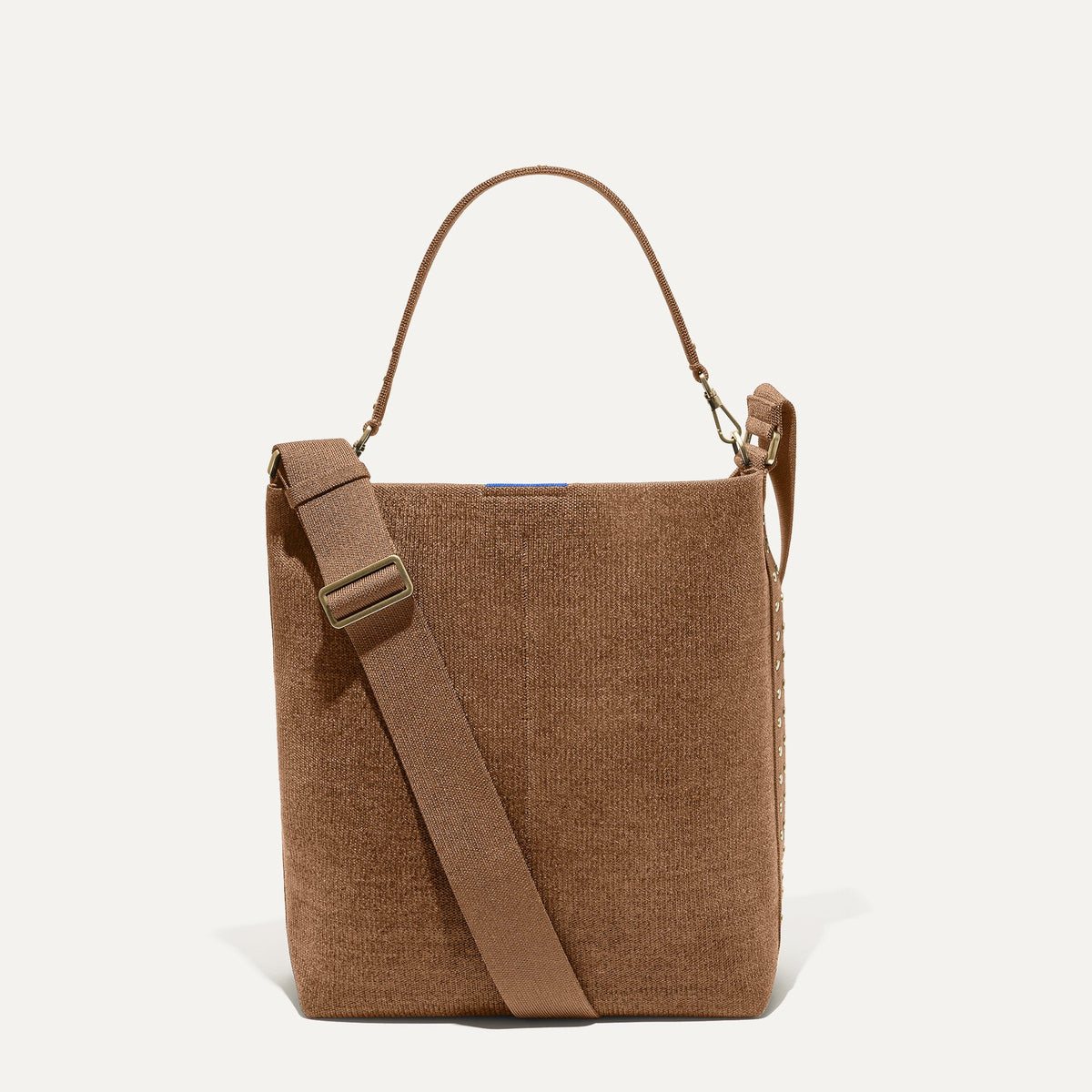 PLP | The Bucket Bag Revelvet™ Cinnamon shown from the front.