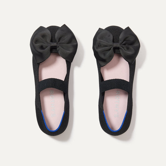 The Kids Big Bow Mary Jane in Black shown from the top.